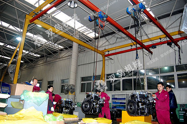 汽車行業(yè)使用雙鳥牌電動葫蘆